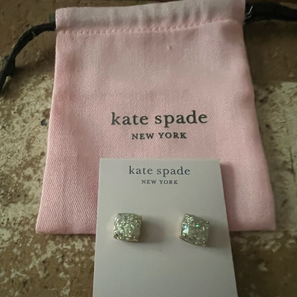 Stunning brand new Kate spade earrings